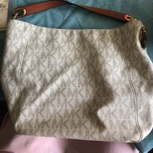 Michael Kors Fulton Medium shoulder bag